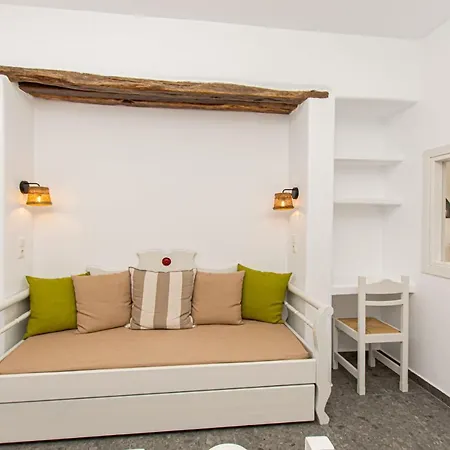 Apartament Strouvalis *