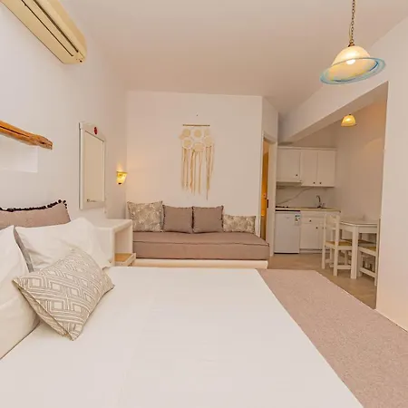 Apartament Strouvalis *