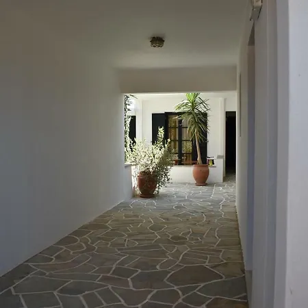 Apartament Strouvalis Agiassos